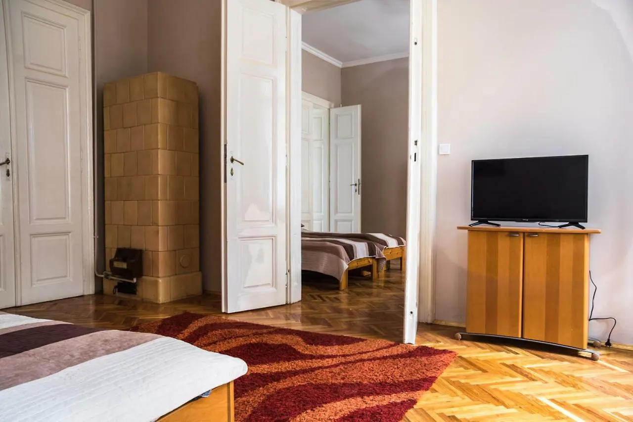Center Hotel Szeged Apartment